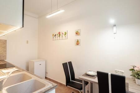 Nice Apartment In The Center Budapest Esterno foto